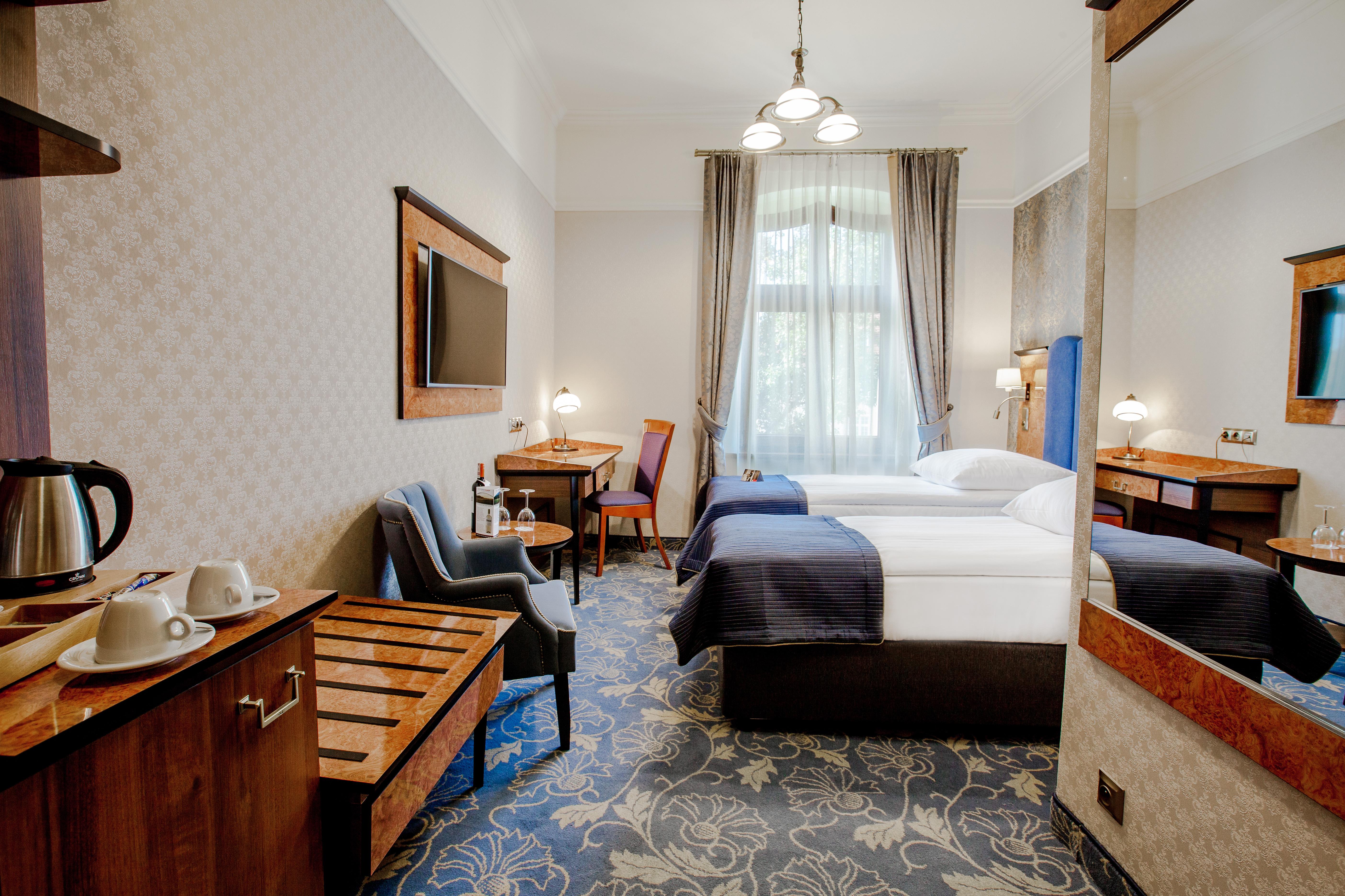 Hotel Diament Plaza Gliwice Bagian luar foto