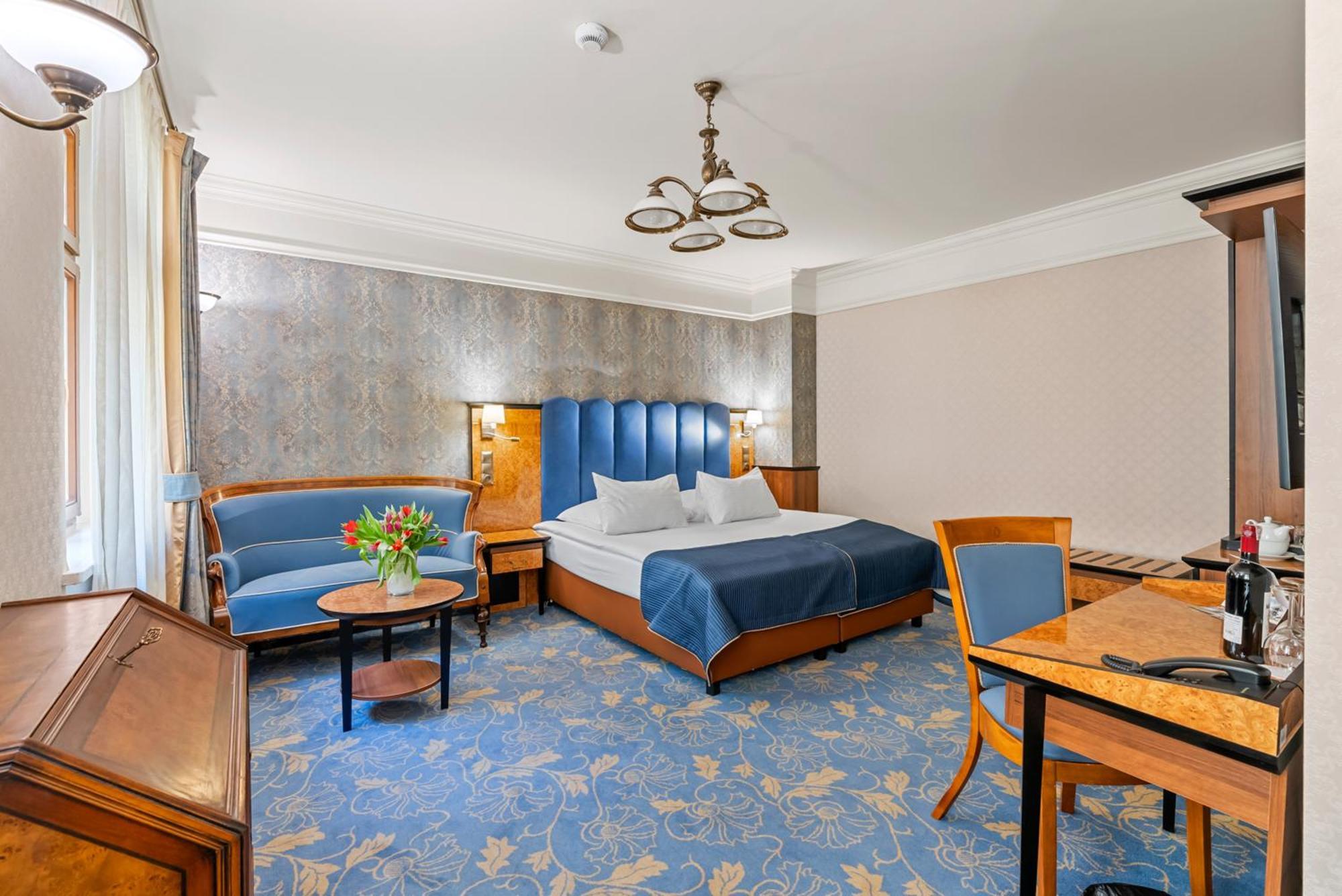 Hotel Diament Plaza Gliwice Bagian luar foto