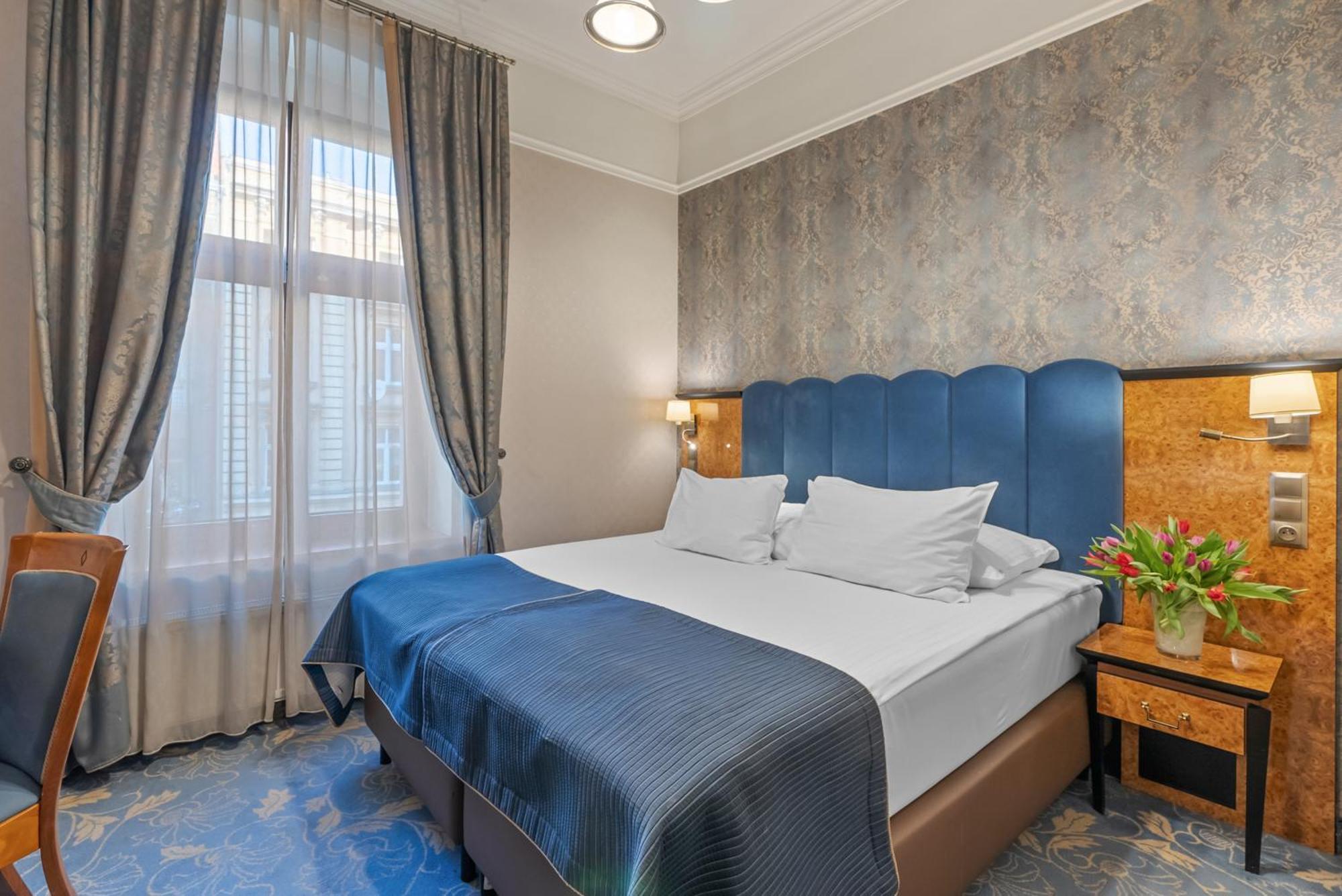 Hotel Diament Plaza Gliwice Bagian luar foto