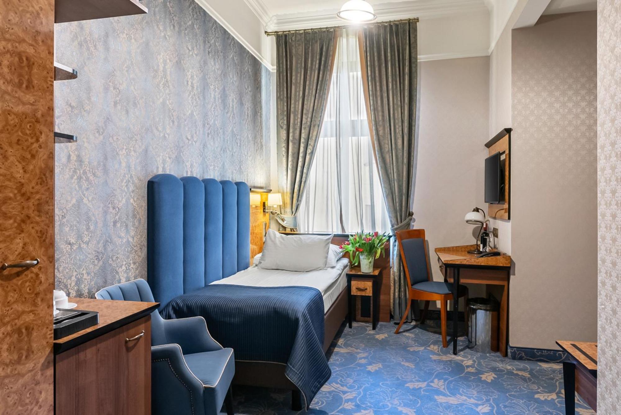 Hotel Diament Plaza Gliwice Bagian luar foto