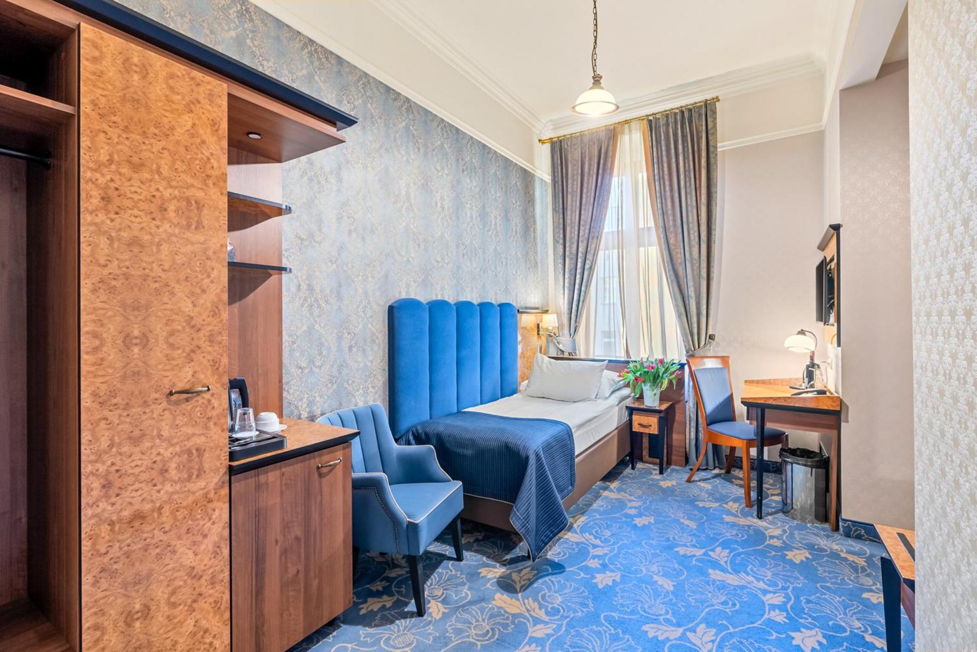 Hotel Diament Plaza Gliwice Bagian luar foto