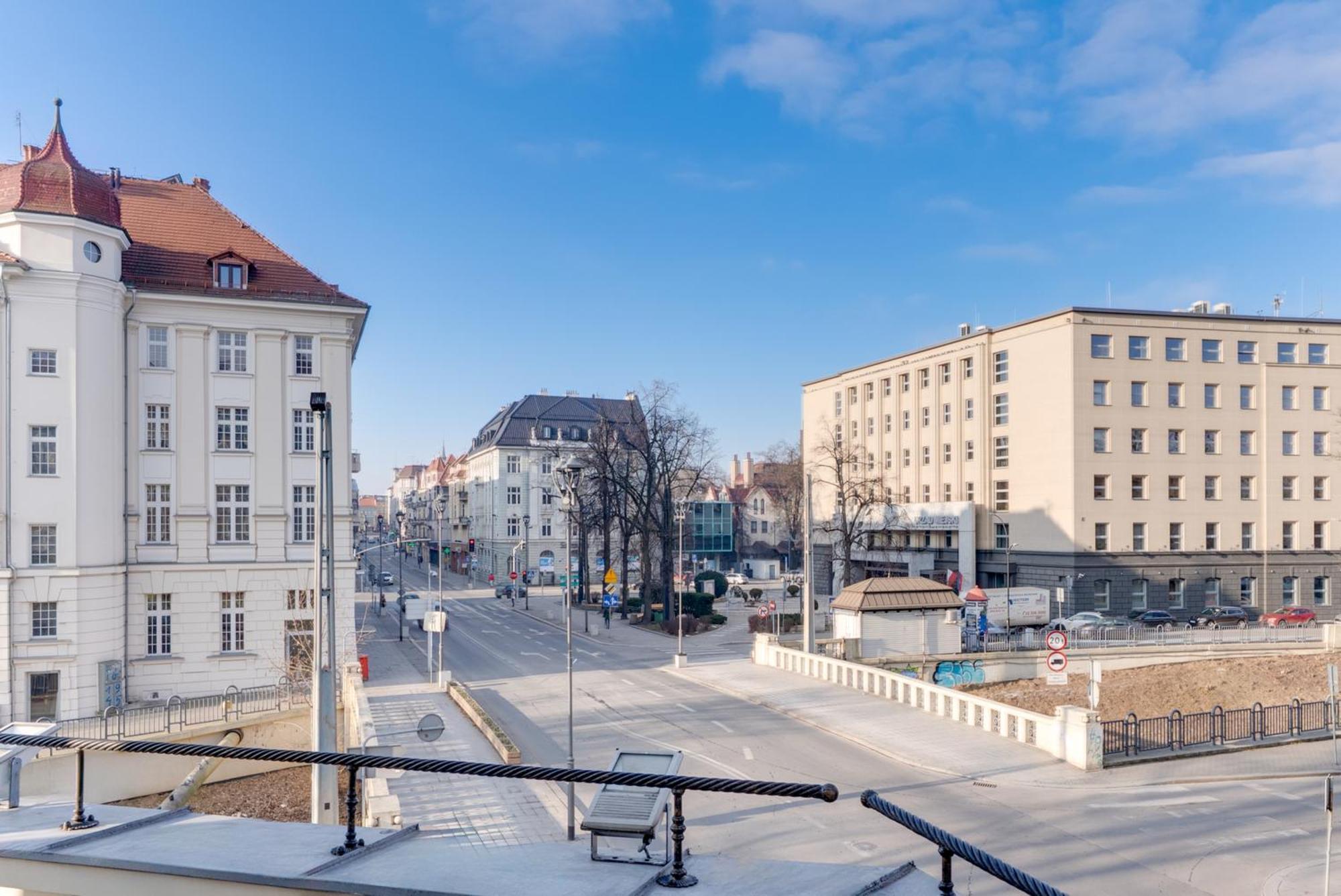 Hotel Diament Plaza Gliwice Bagian luar foto