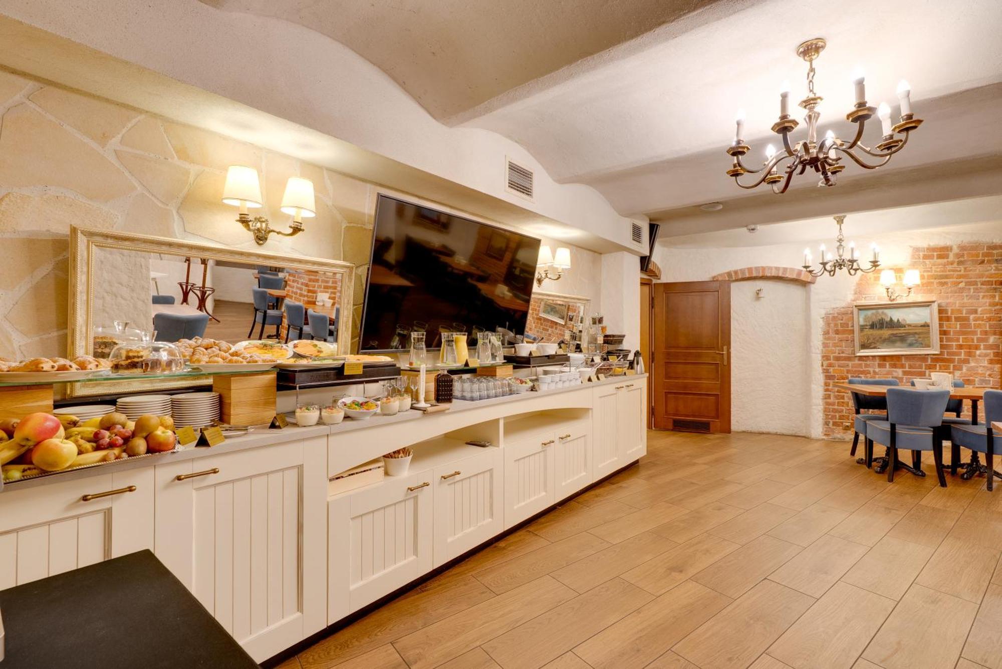 Hotel Diament Plaza Gliwice Bagian luar foto